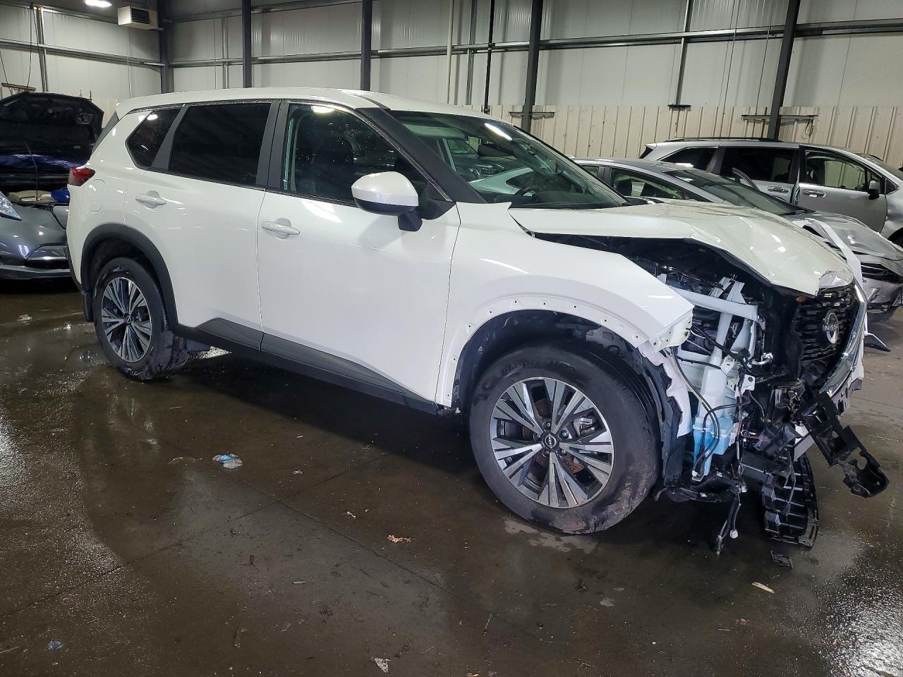 2023 Nissan Rogue Sv - Image 4