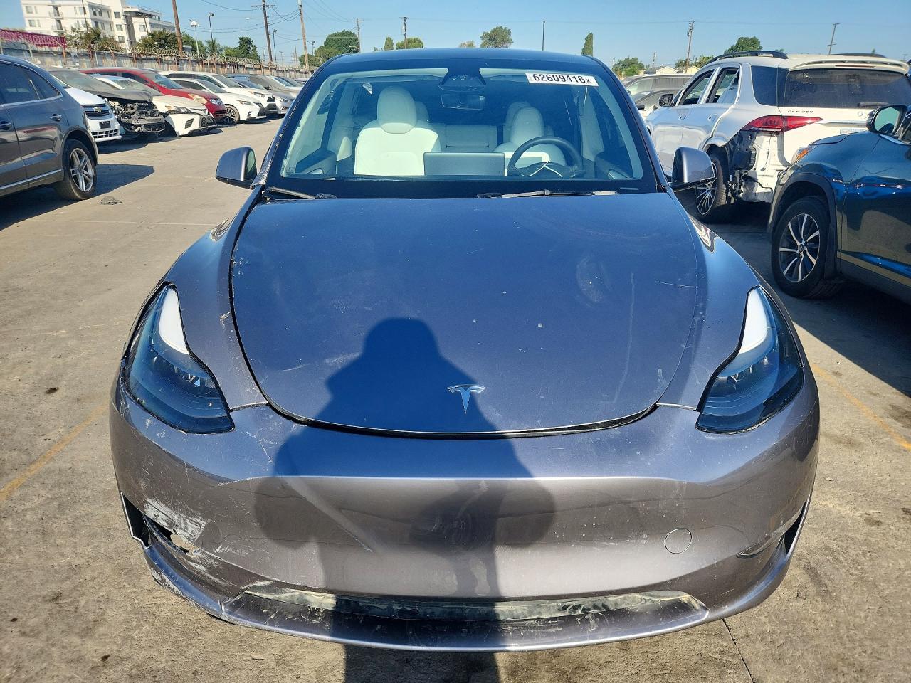 2025 Tesla Model Y - Image 5