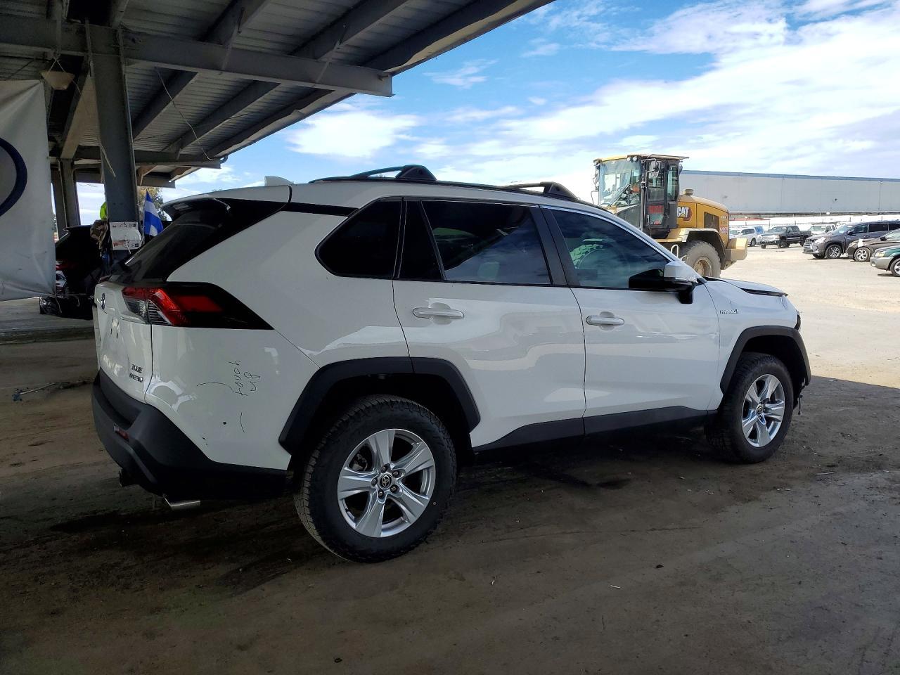 2021 Toyota Rav4 Hybrid Xle - Фото 3