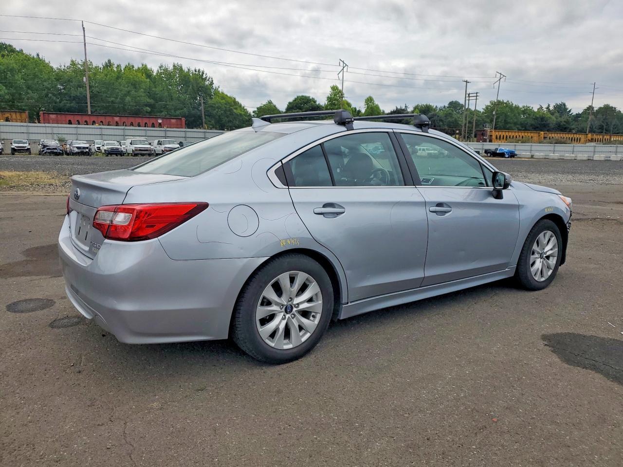 2017 Subaru Legacy 2.5I Premium - Фото 3