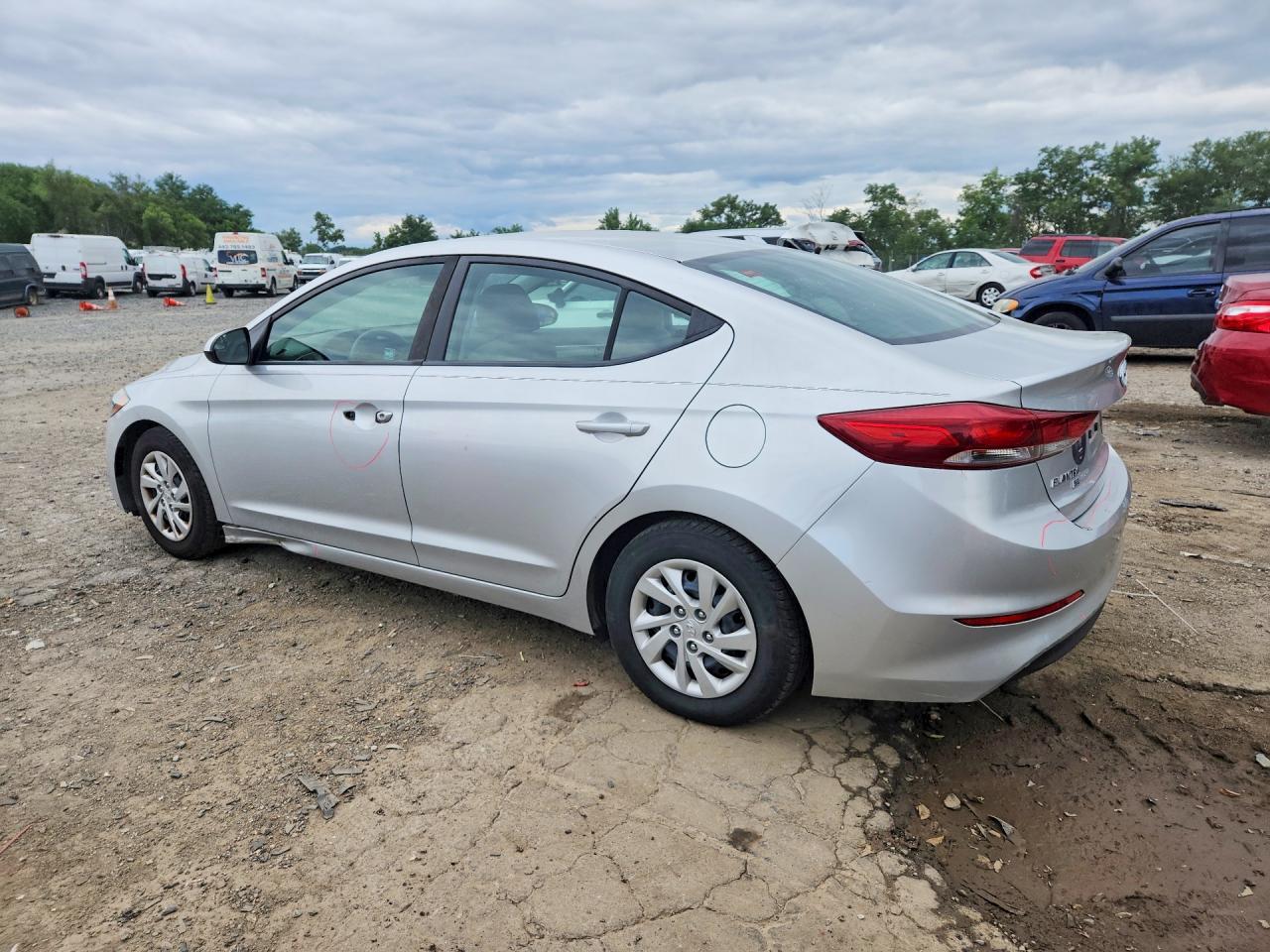 2018 Hyundai Elantra Se - Фото 2