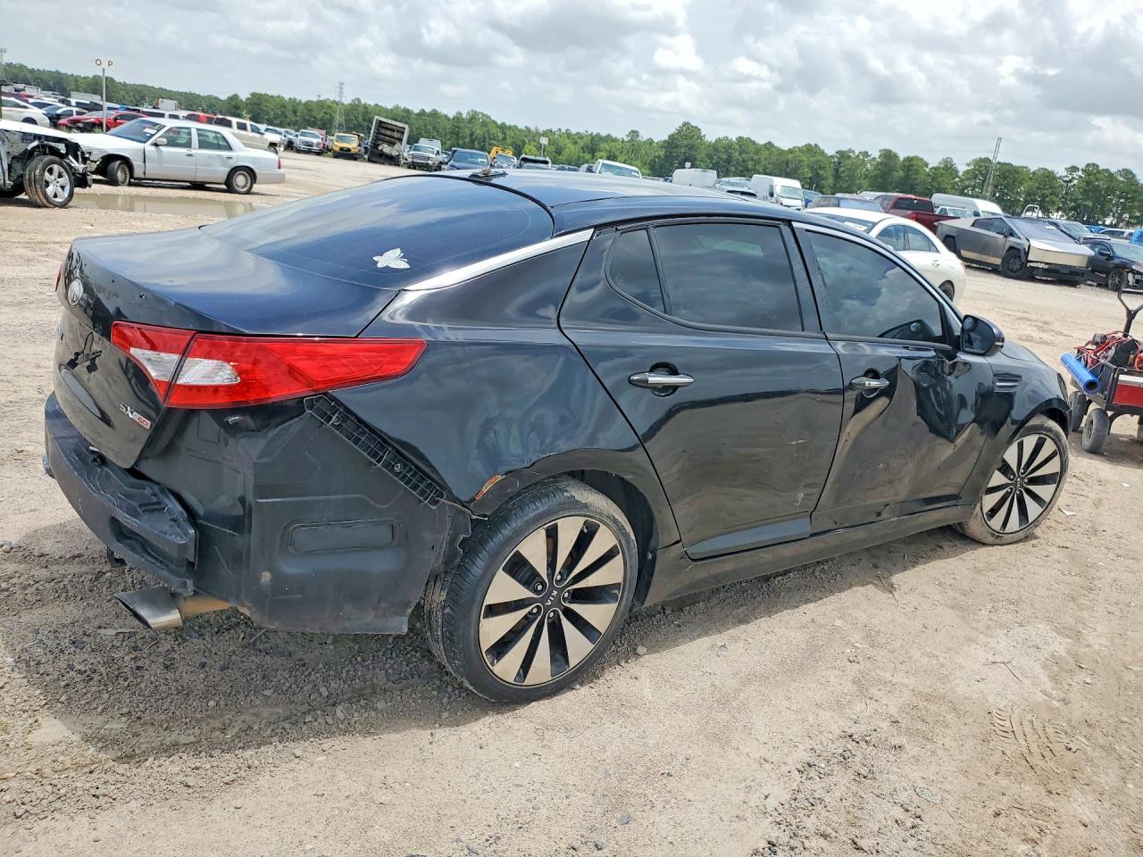 2012 Kia Optima Sx - Image 3
