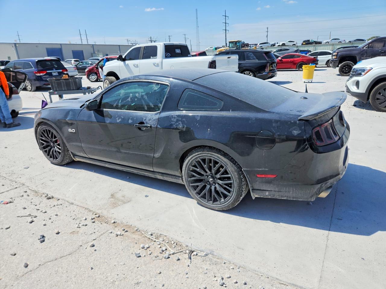 2013 Ford Mustang Gt - Фото 2