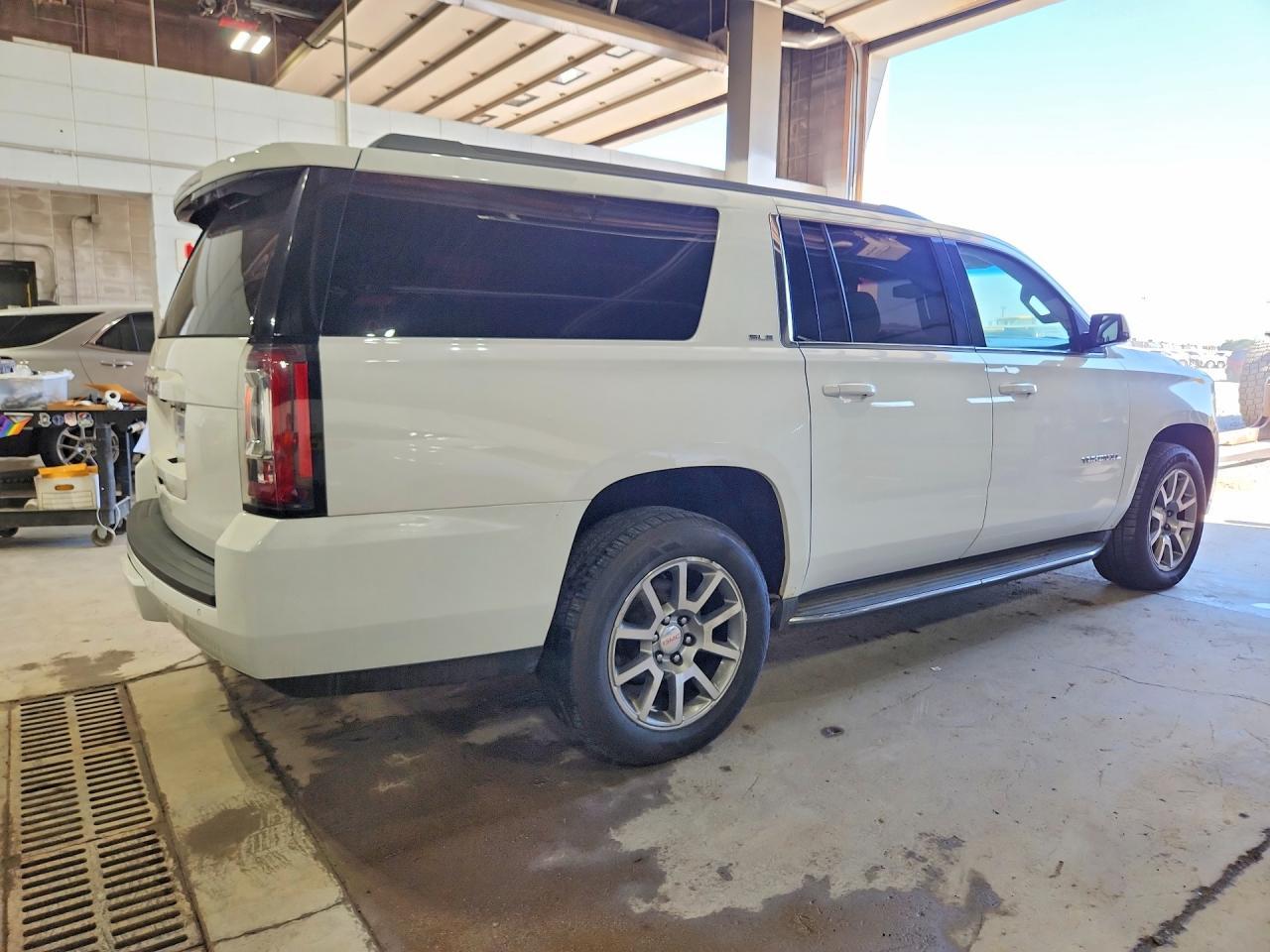2015 GMC Yukon Xl K1500 Sle - Фото 3