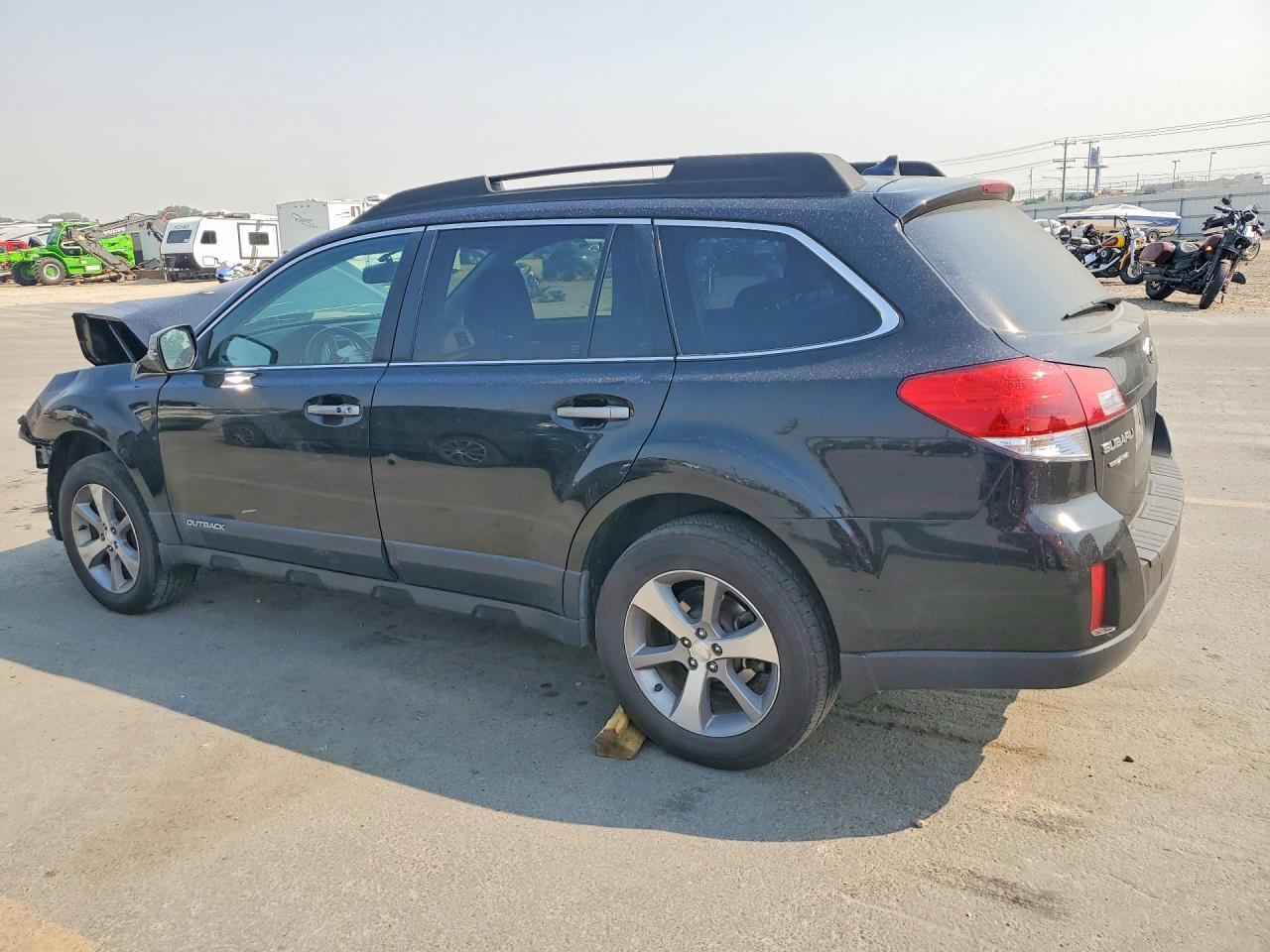 2013 Subaru Outback 2.5I Limited - Image 2