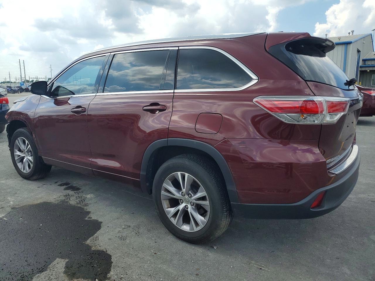 2015 Toyota Highlander Xle - Фото 2