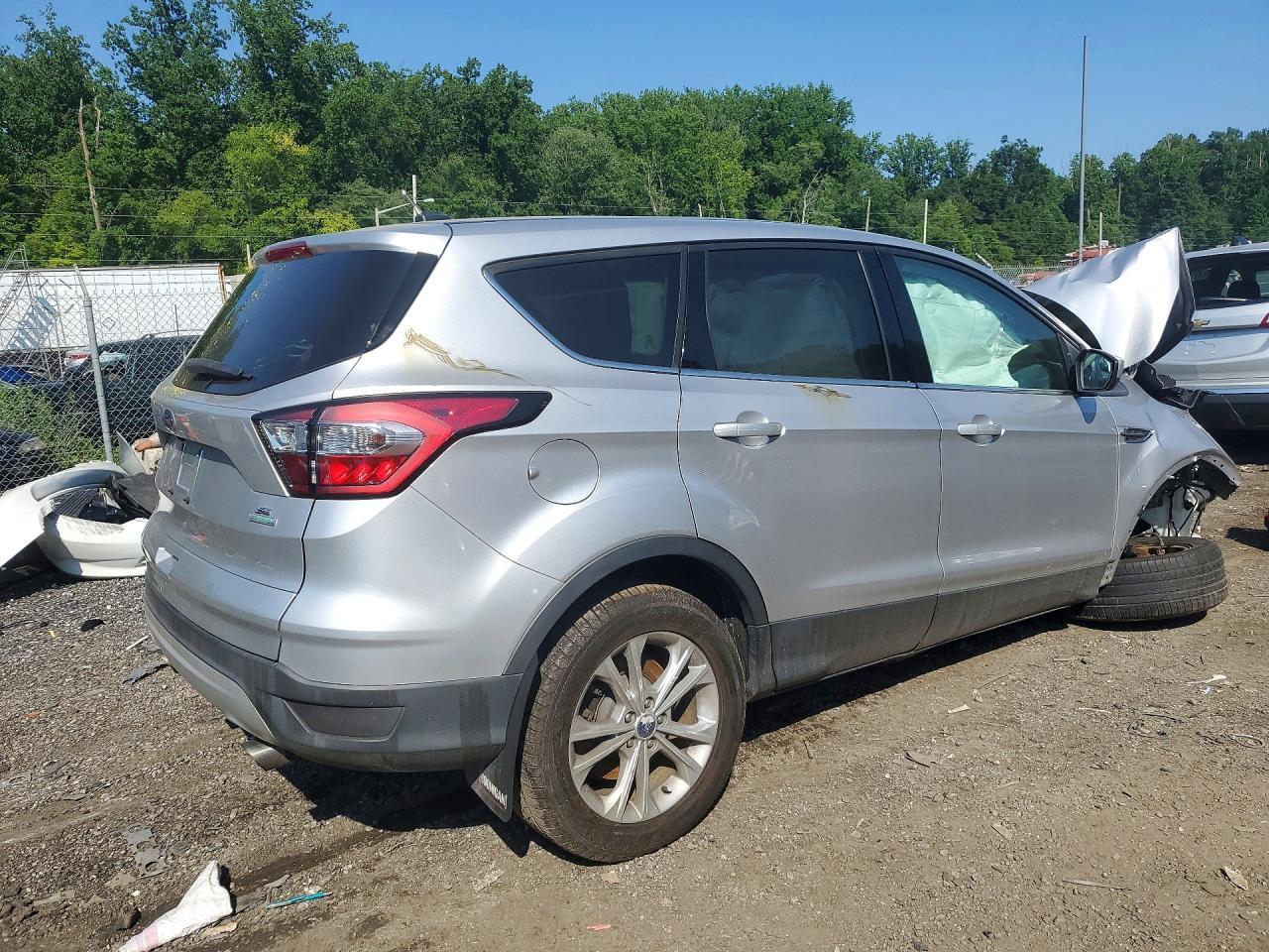 2017 Ford Escape Se - Image 3