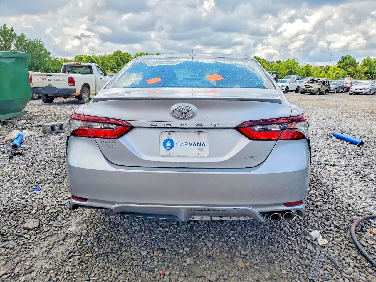 2022 Toyota Camry Se - Фото 6