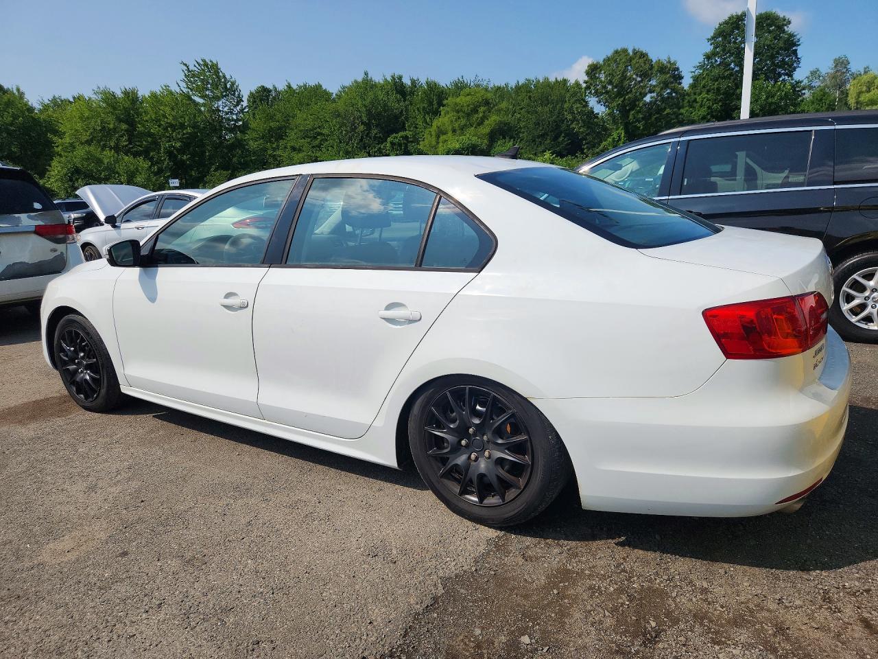 2014 Volkswagen Jetta Se - Image 2