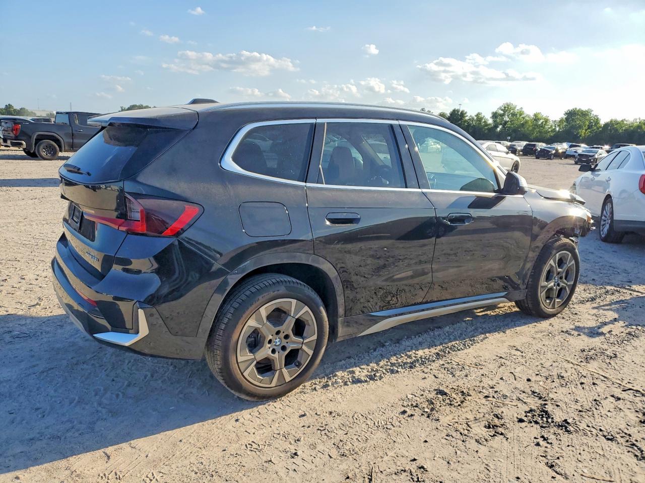 2024 BMW X1 xDrive28I - Фото 3