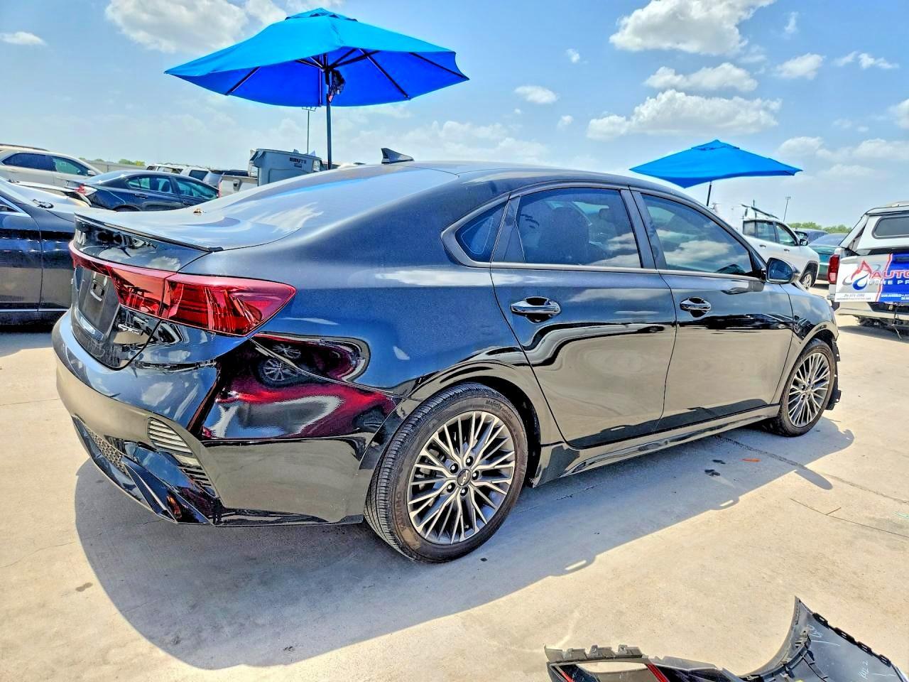 2024 Kia Forte Gt Line - Фото 3