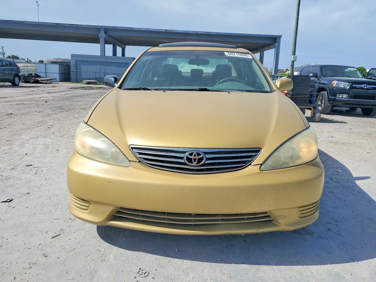 2005 Toyota Camry Le - Image 5