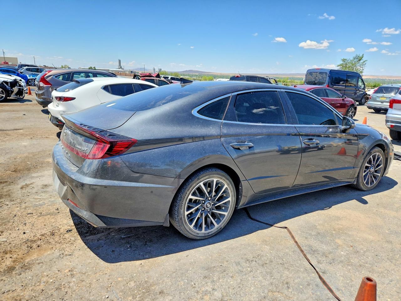 2022 Hyundai Sonata Limited - Image 3
