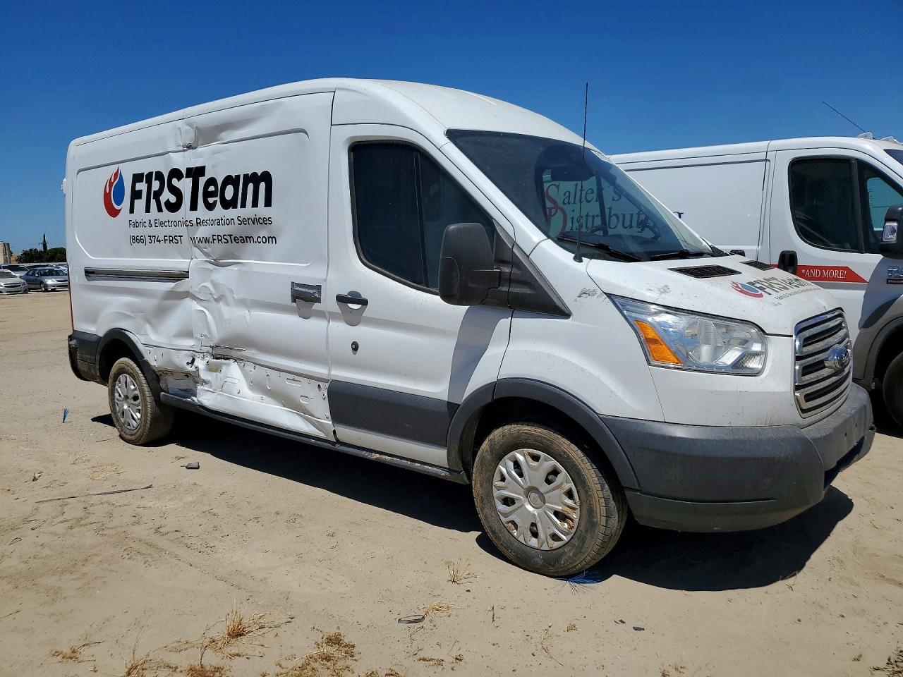 2017 Ford Transit 250 Delivery Van - Фото 4