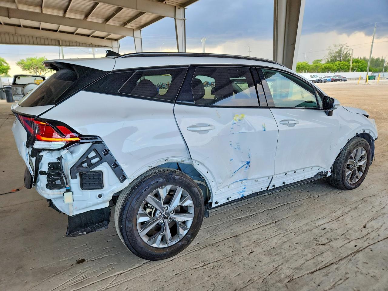 2025 Kia Sportage Sx - Фото 3