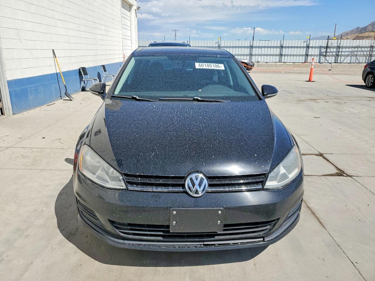2015 Volkswagen Golf - Image 5