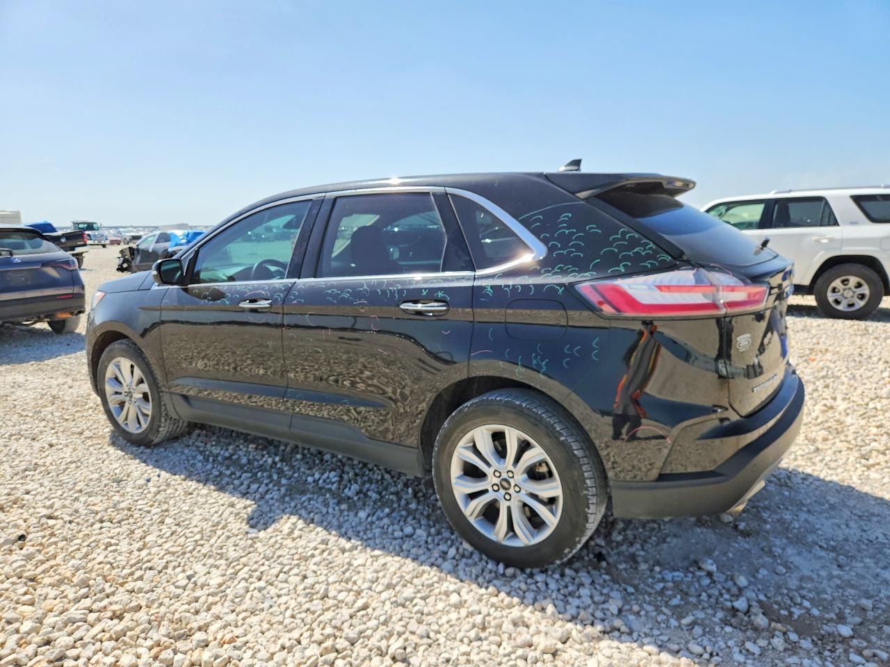 2023 Ford Edge Titanium - Фото 2