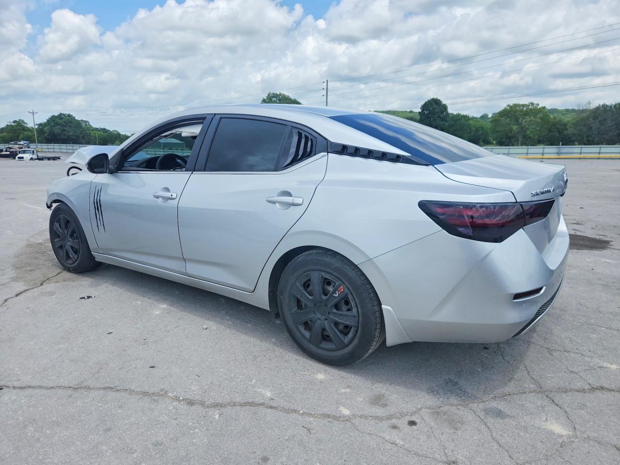 2022 Nissan Sentra S - Image 2