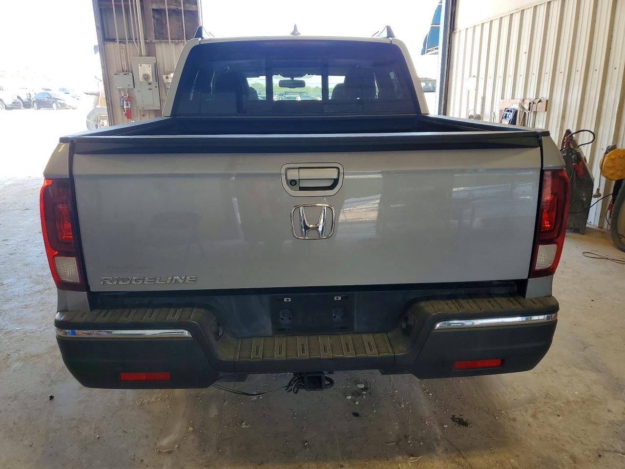 2019 Honda Ridgeline Rtl - Image 6