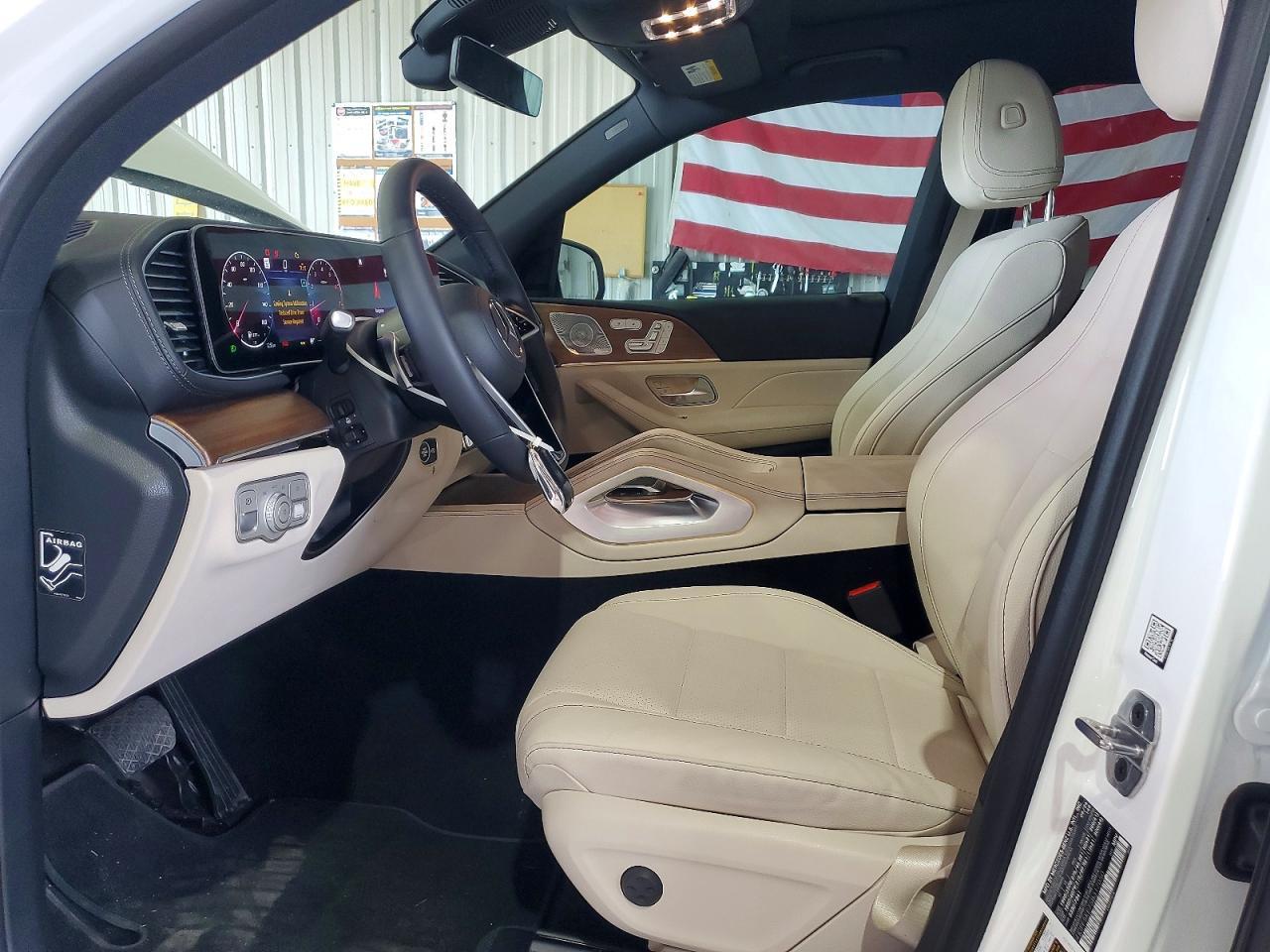 2025 Mercedes-Benz Gls 450 4Matic - Image 7