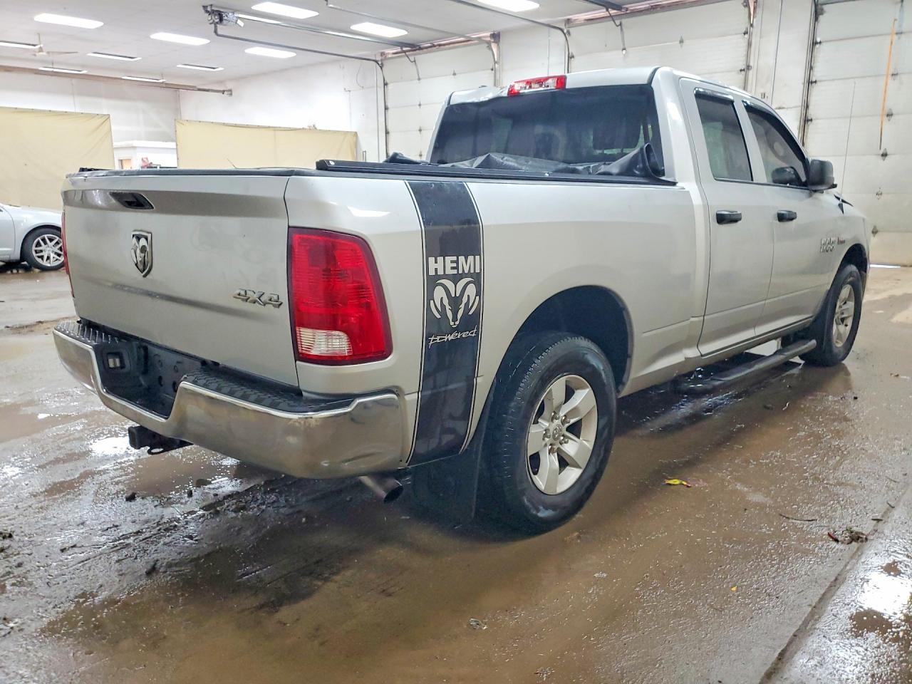 2016 Ram 1500 St - Image 3