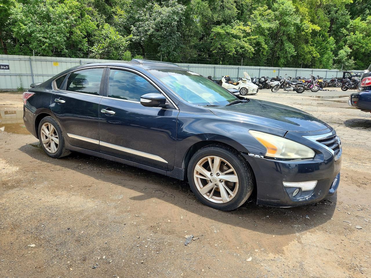 2014 Nissan Alitma - Image 4