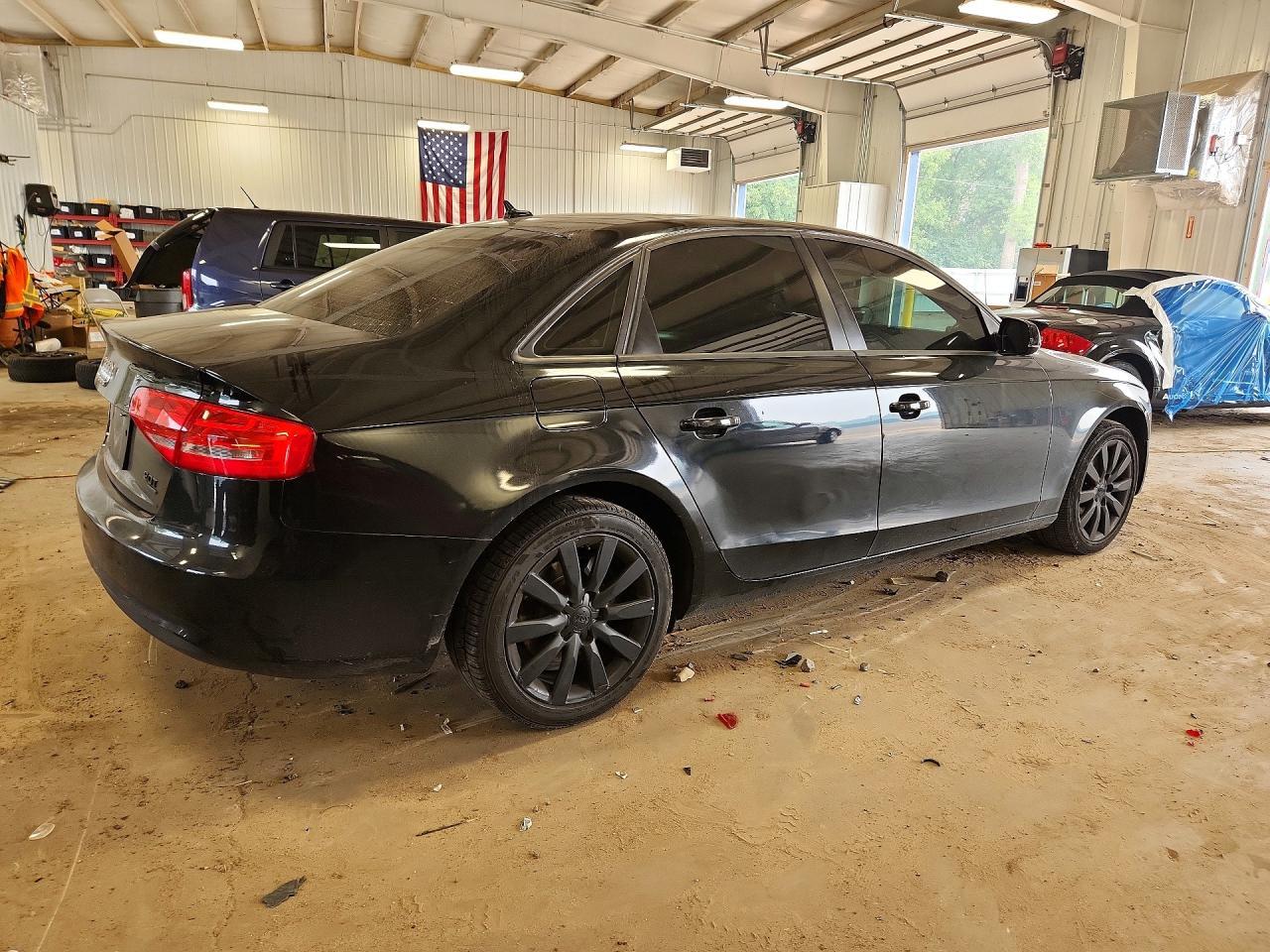 2014 Audi A4 Premium - Фото 3