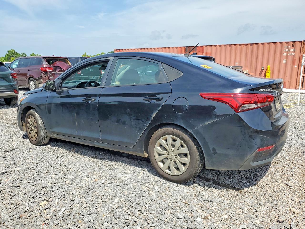 2021 Hyundai Accent Se - Image 2