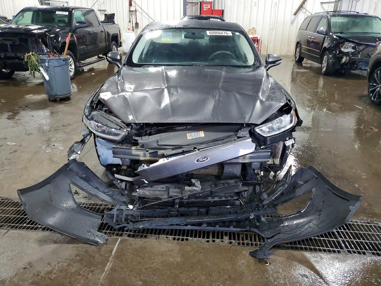 2015 Ford Fusion Se - Фото 5