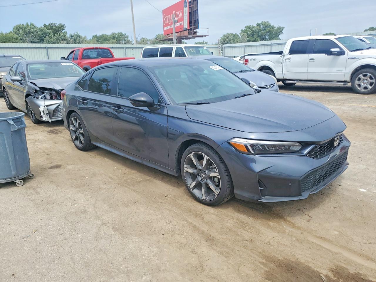 2025 Honda Civic Sport - Фото 4