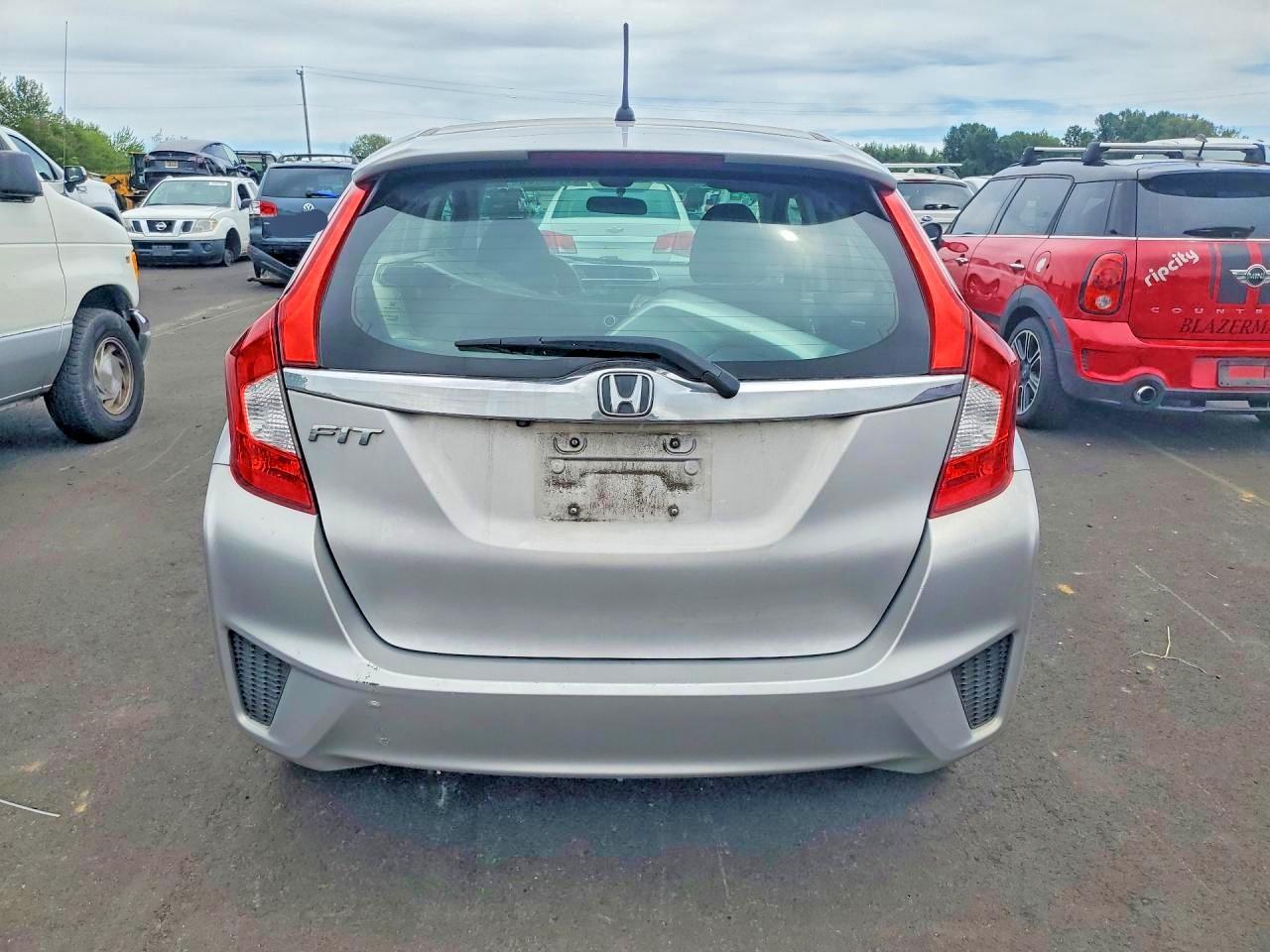 2015 Honda Fit - Image 6