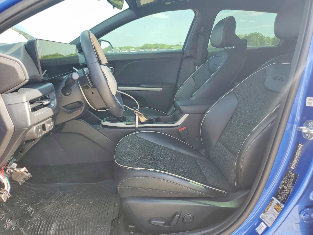 2025 Kia K4 Gt Line - Фото 7