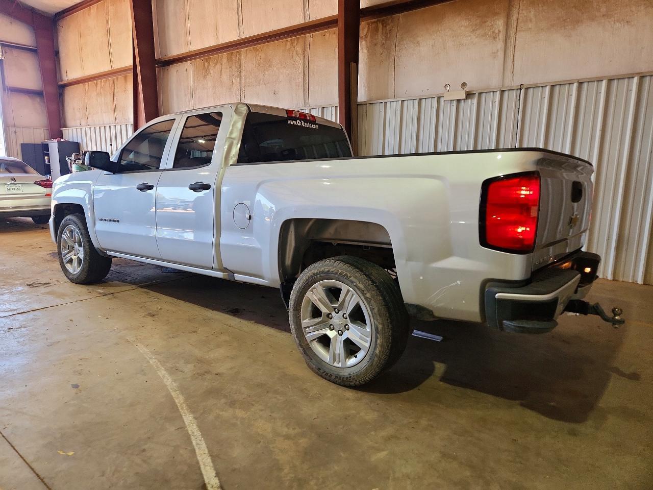 2019 Chevrolet Silverado Ld C1500 Custom - Фото 2