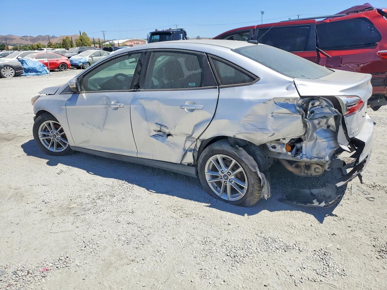 2016 Ford Focus Se - Фото 2