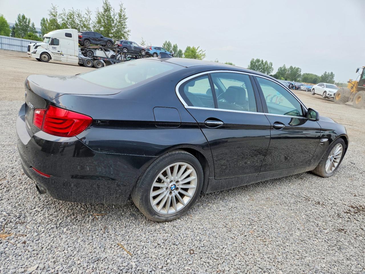 2011 BMW 535 Xi - Фото 3