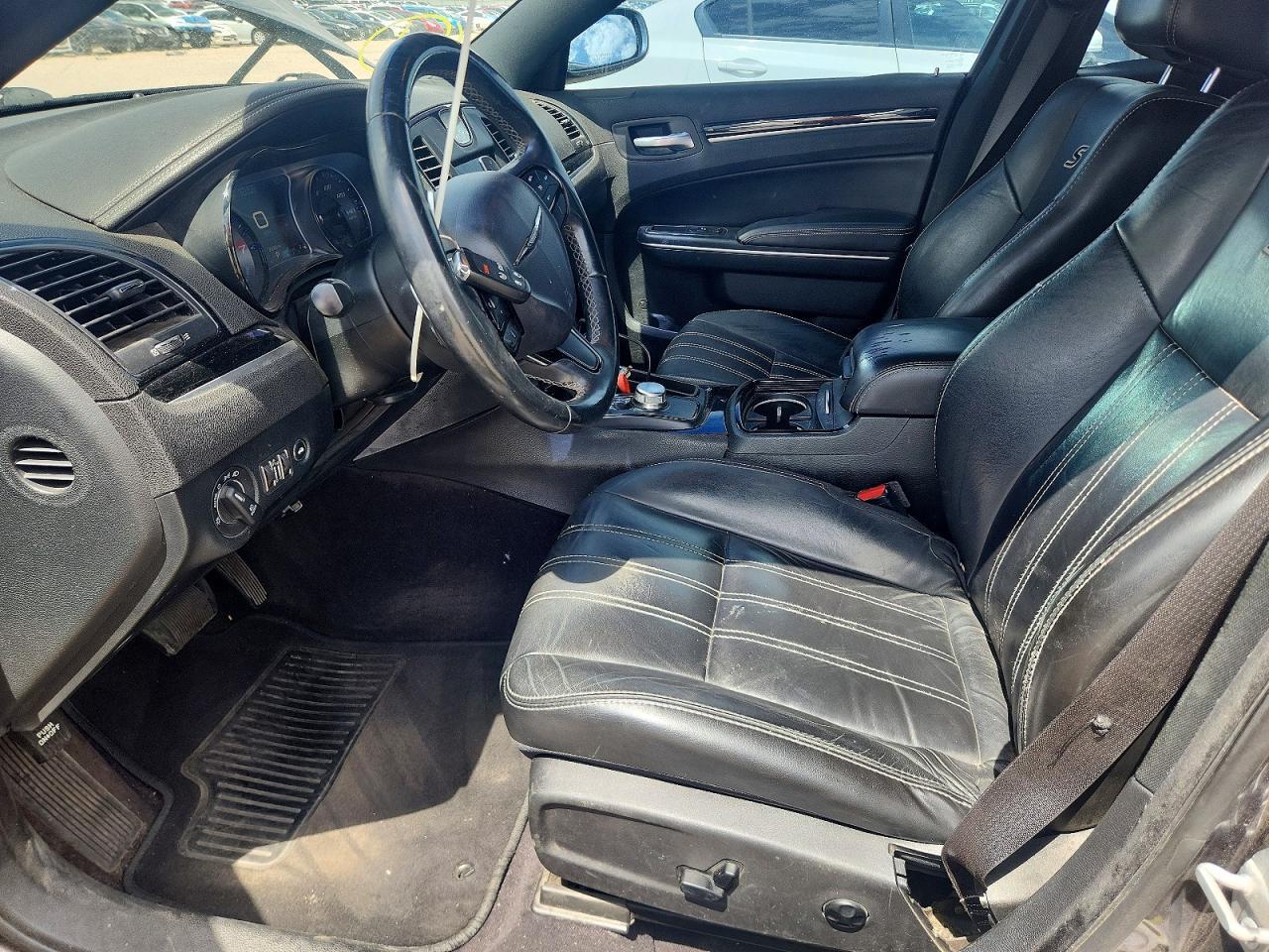 2018 Chrysler 300 S - Image 7
