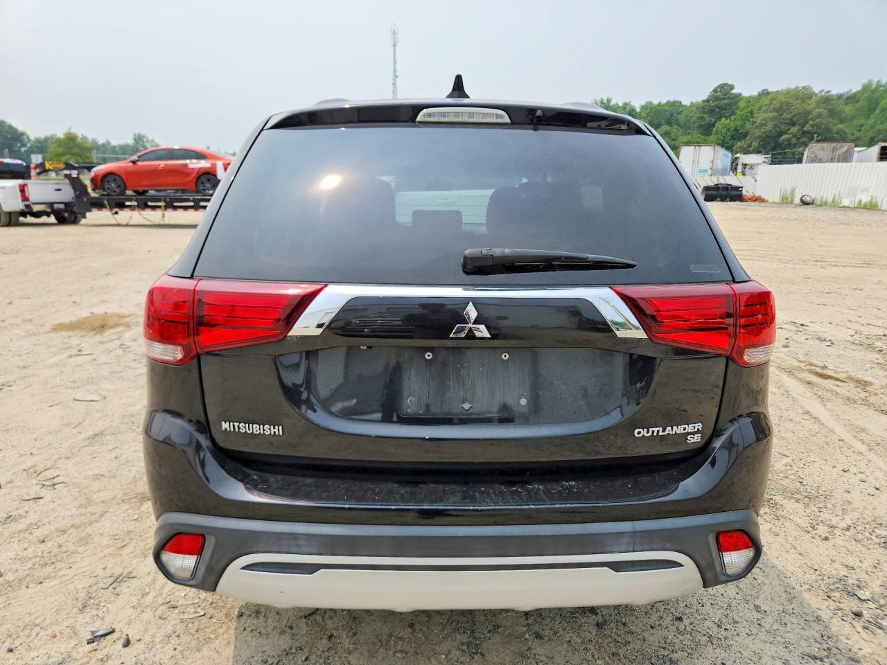 2019 Mitsubishi Outlander Se - Фото 6