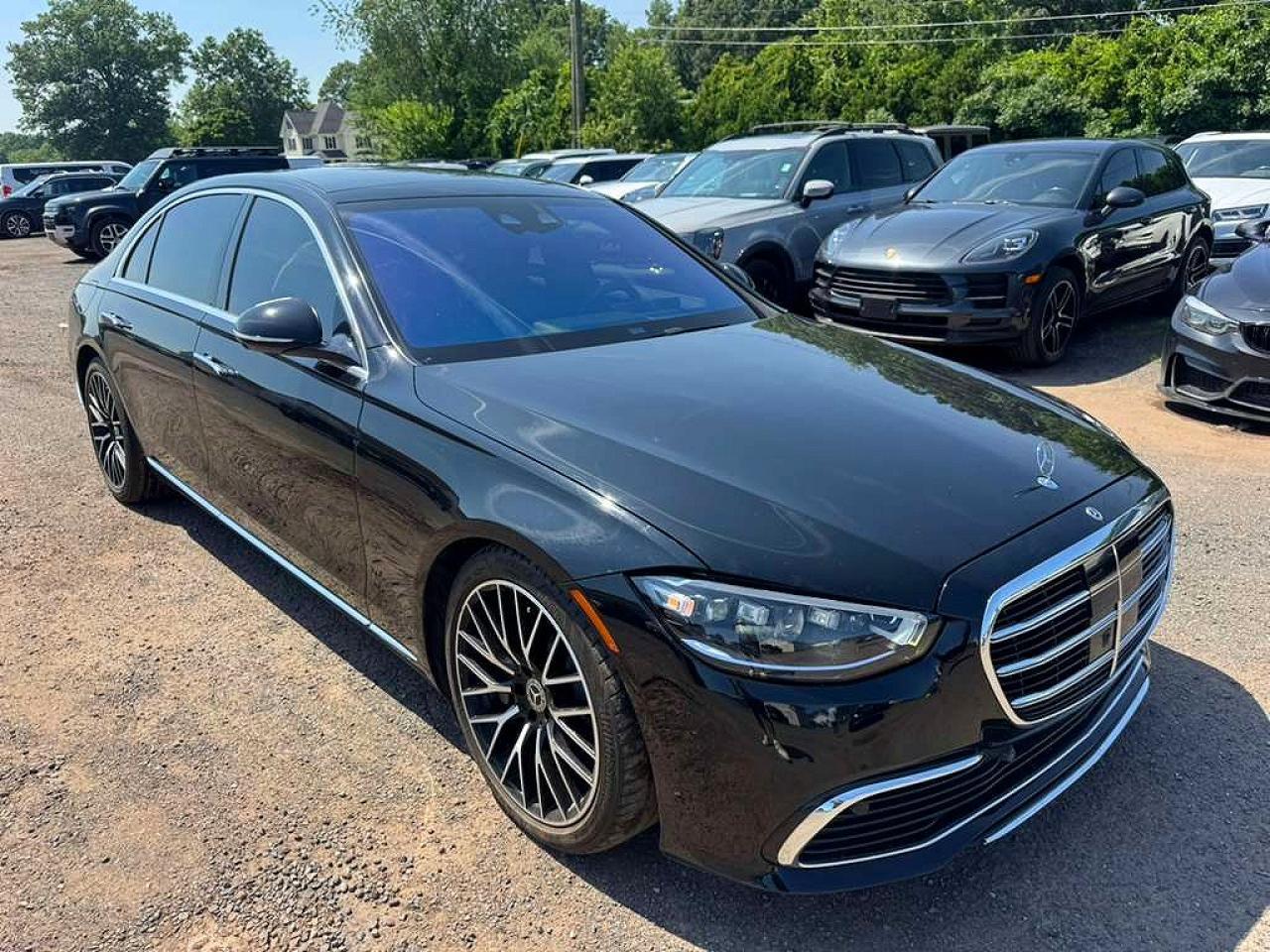 2022 Mercedes-Benz S 500 4Matic - Image 4