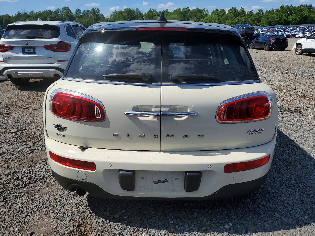 2017 Mini Cooper Clubman All4 - Image 6