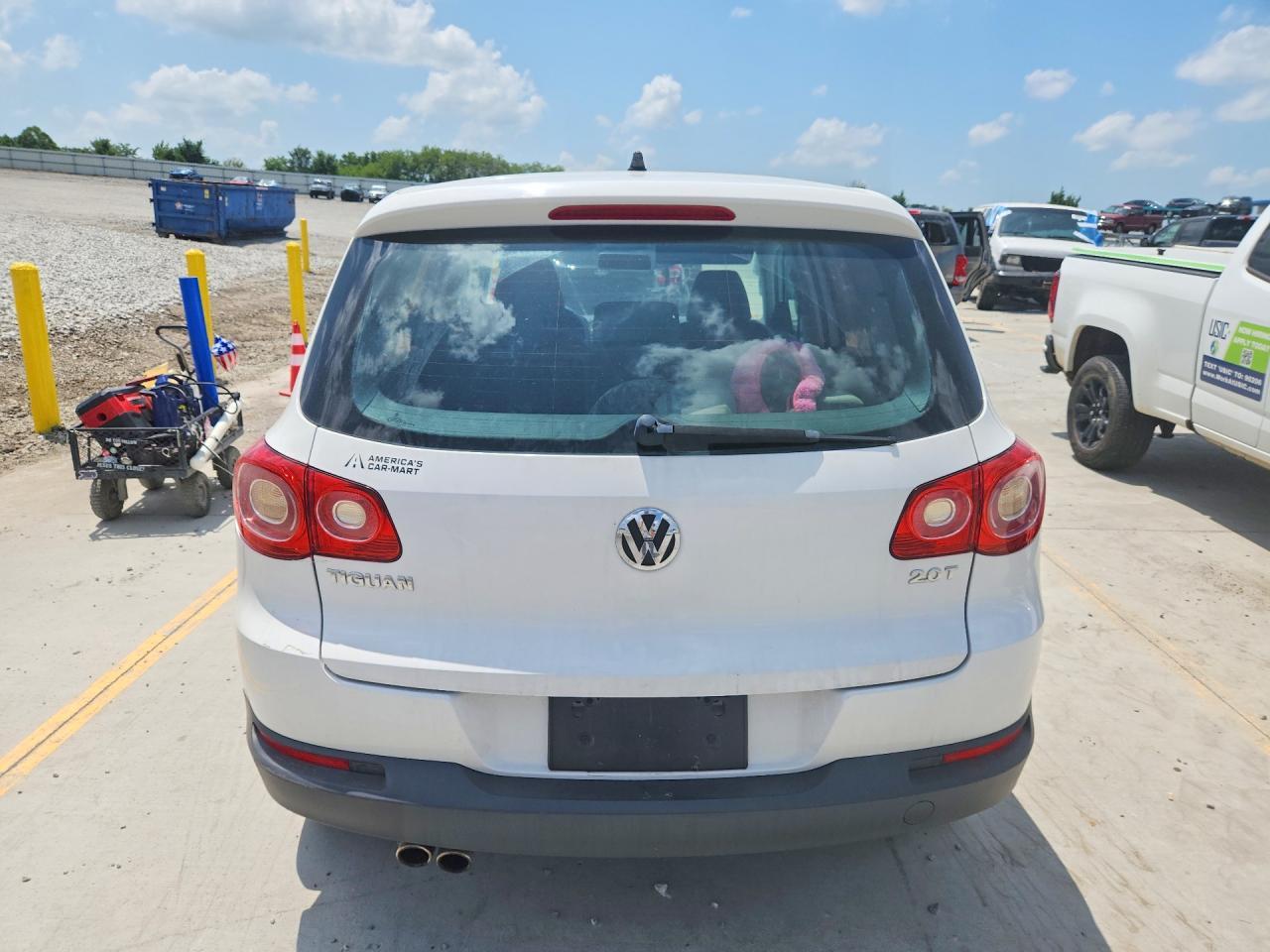 2011 Volkswagen Tiguan S - Image 6