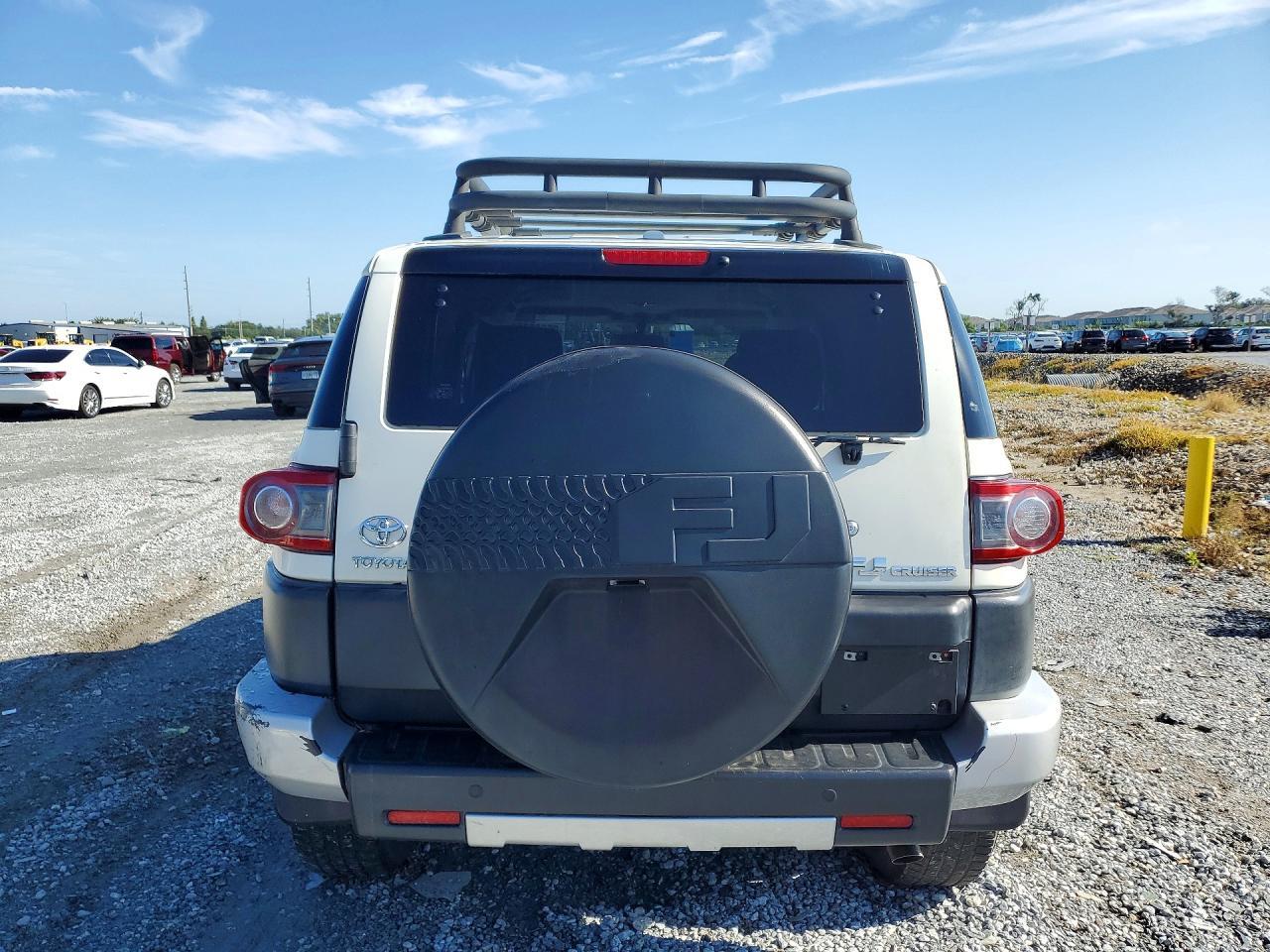 2013 Toyota Fj Cruiser Base - Фото 6