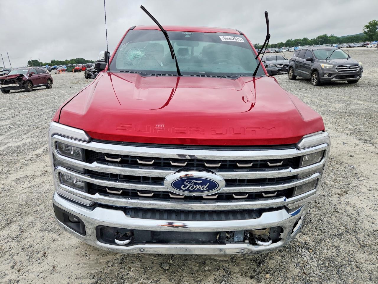 2024 Ford F250 Super Duty - Фото 5
