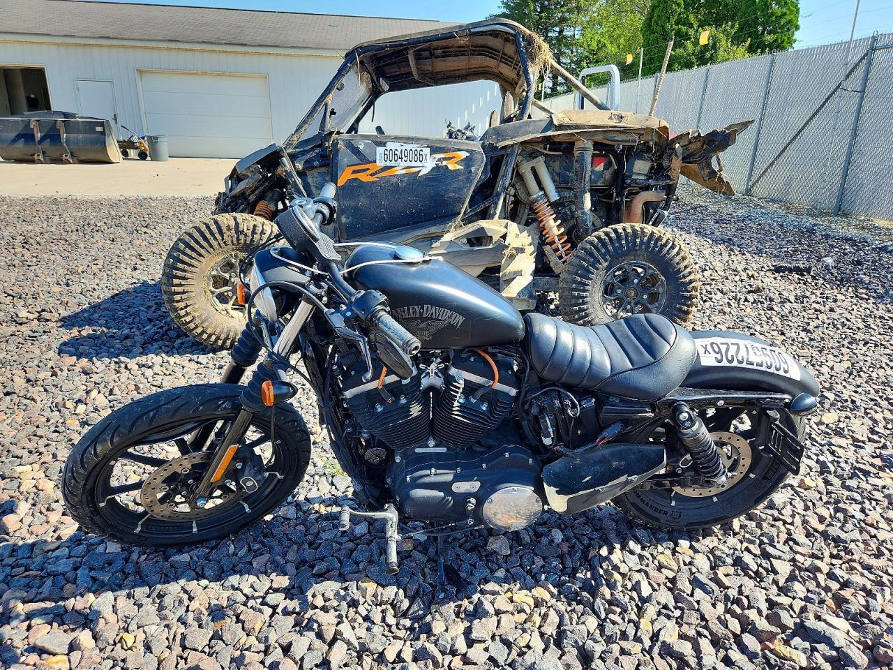 2016 Harley-Davidson Xl883 Iron 883 - Image 3