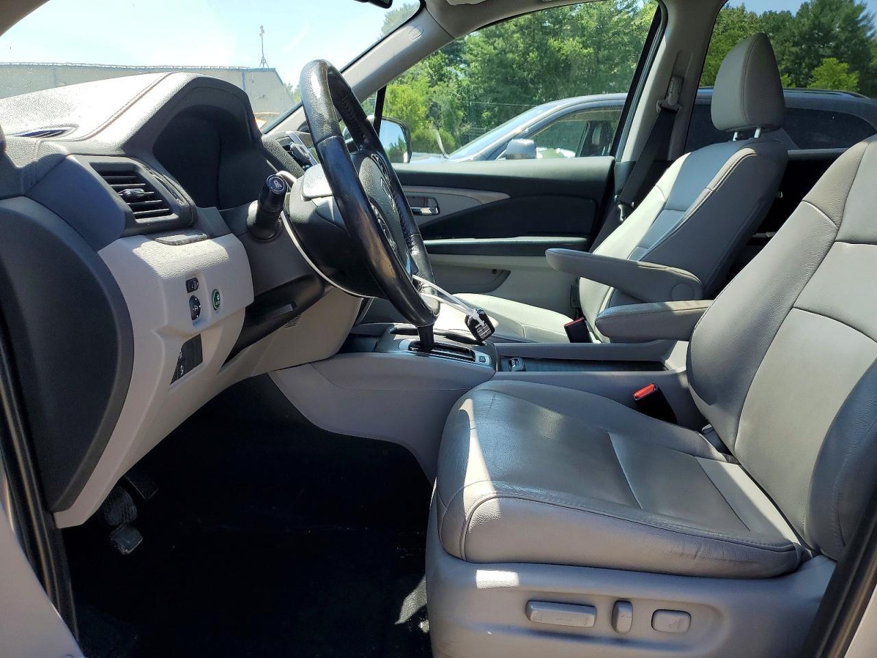 2018 Honda Pilot - Image 7