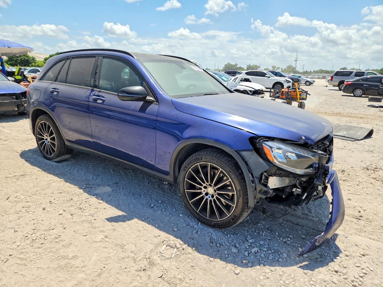 2017 Mercedes-Benz Glc 300 - Image 4