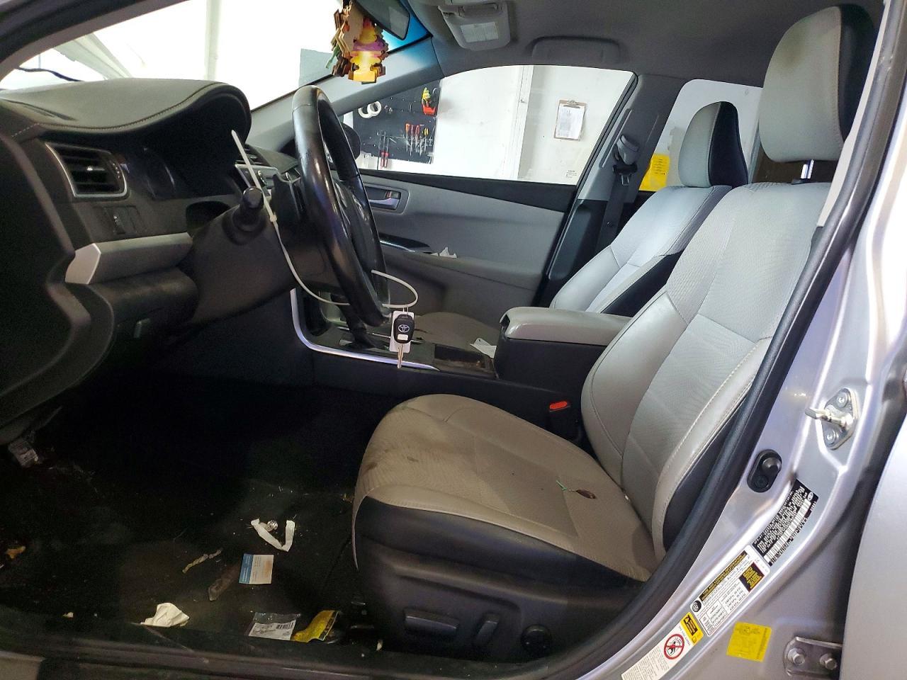 2016 Toyota Camry Se - Image 7