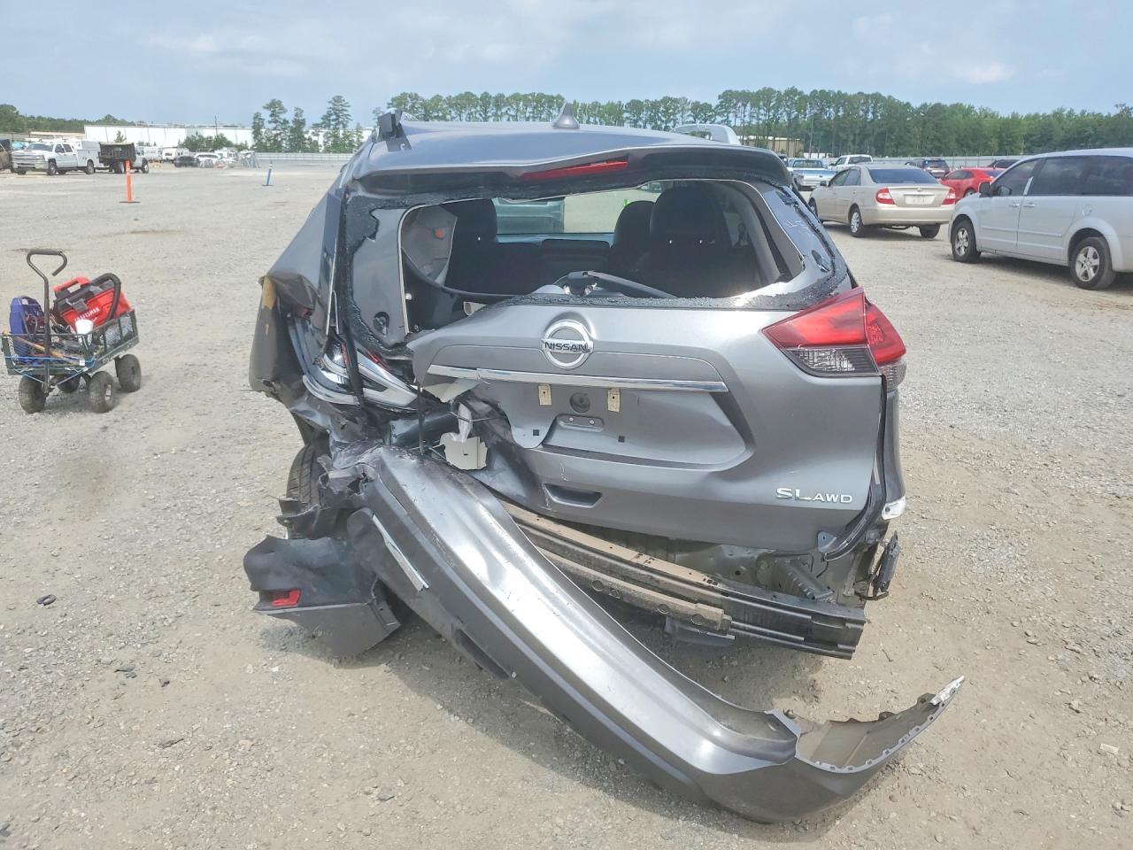 2018 Nissan Rogue Sl - Image 6