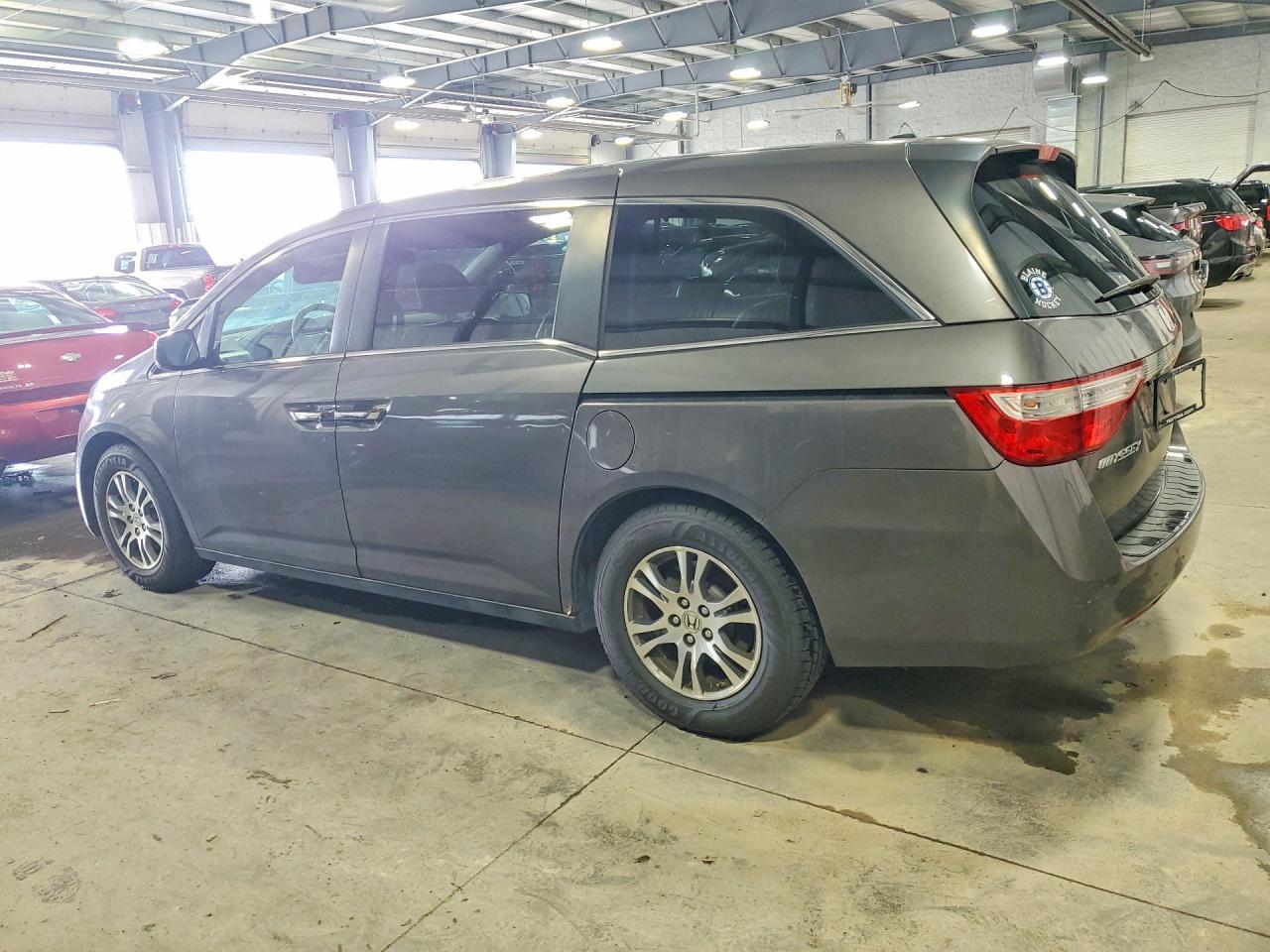 2012 Honda Odyssey Exl - Фото 2