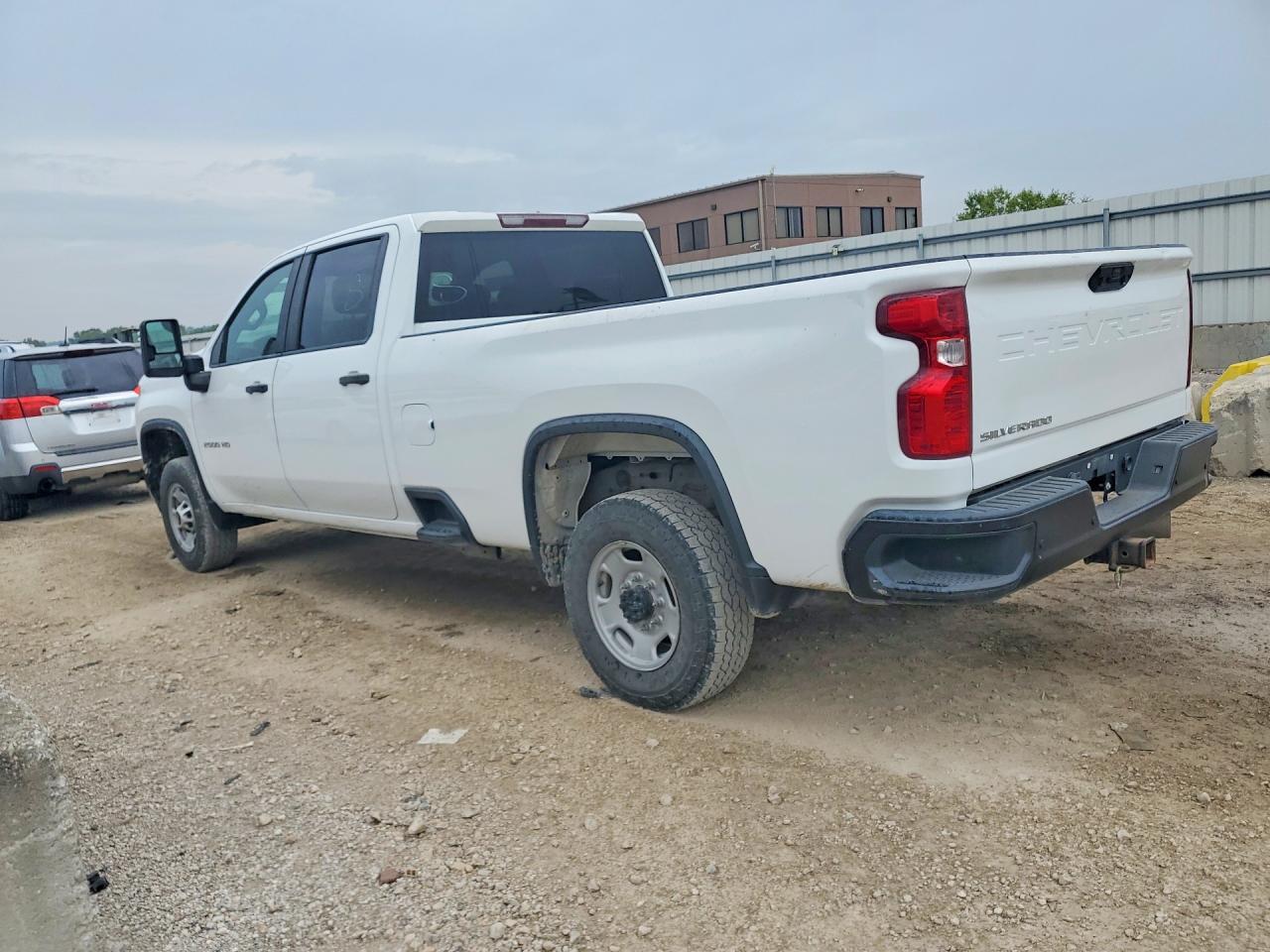 2020 Chevrolet Silverado C2500 Heavy Duty - Фото 2