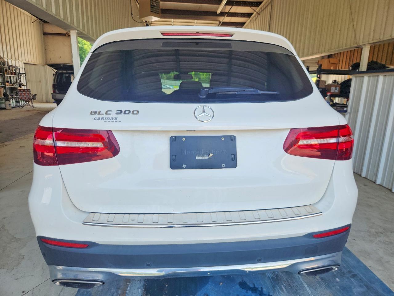2018 Mercedes-Benz Glc 300 - Image 6